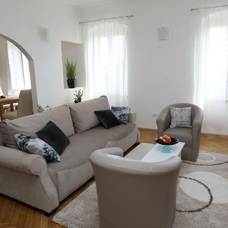 Apartman Cinkopan Pula Extérieur photo