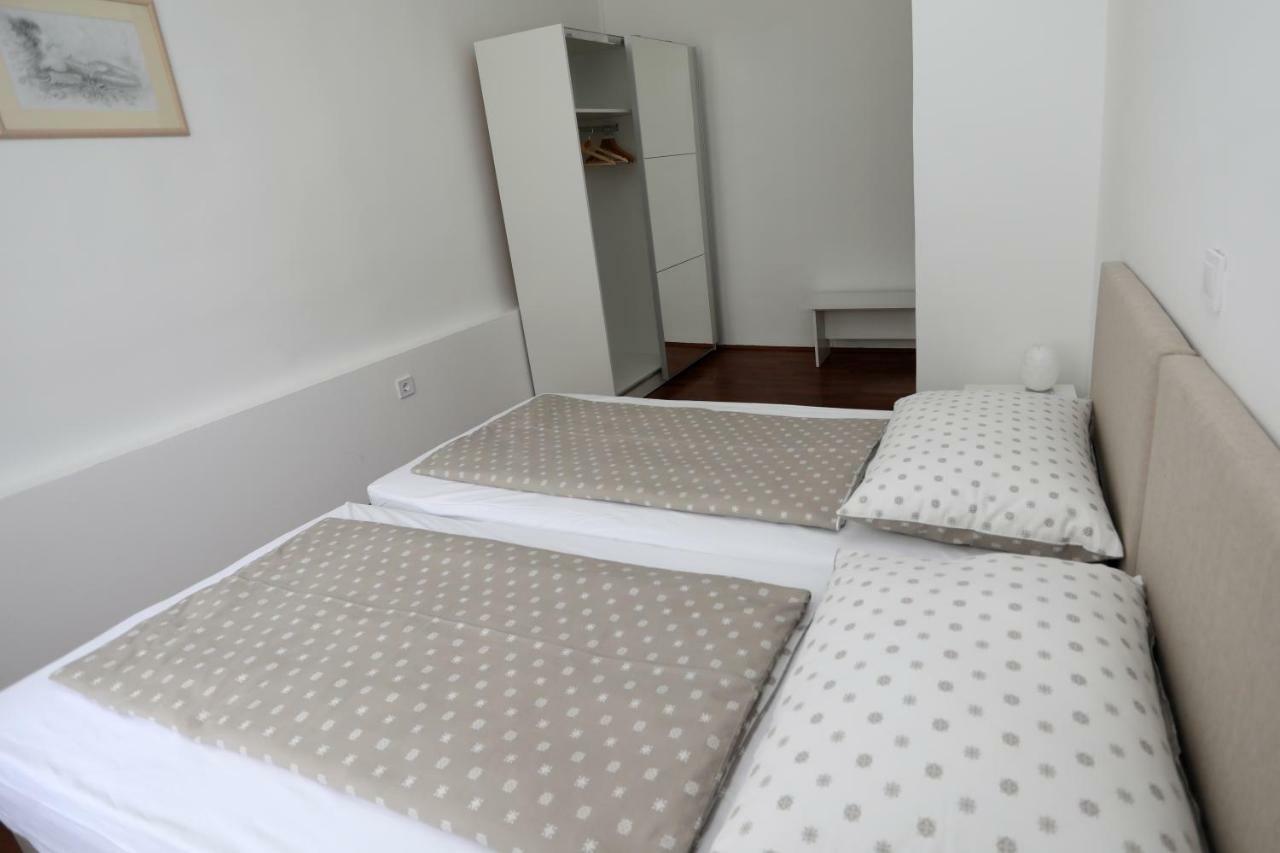 Apartman Cinkopan Pula Extérieur photo