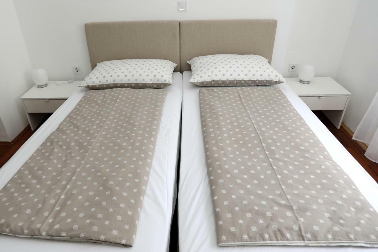 Apartman Cinkopan Pula Extérieur photo